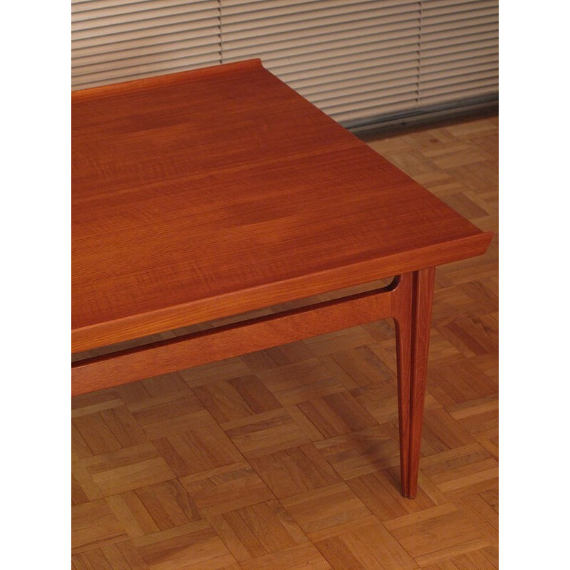 Coffee table model 535 by Finn Juhl - 1950s