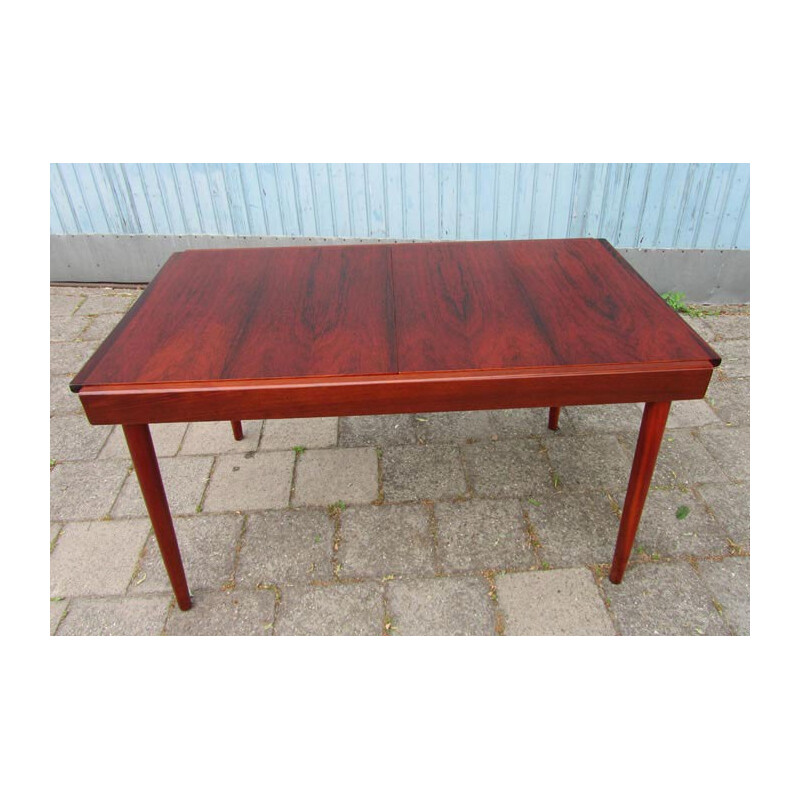 Scandinavian dining table in rosewood - 1960s