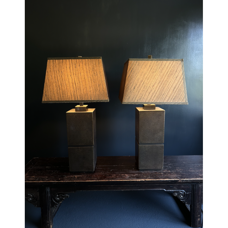 Pair of vintage Chinese lamps in patinated bronze