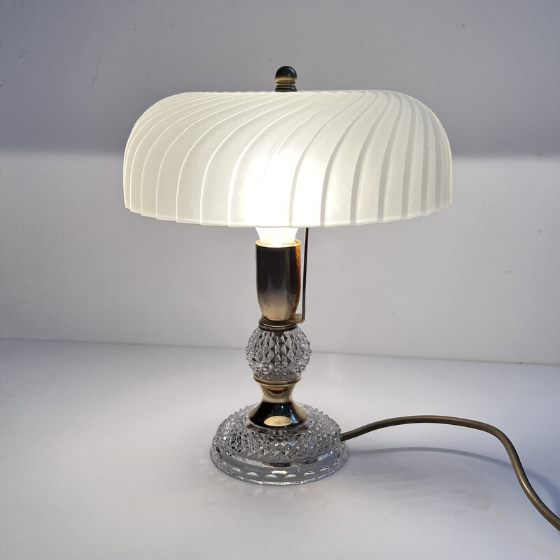 Lampe de chevet vintage en cristal de Baccarat et laiton, France 1970