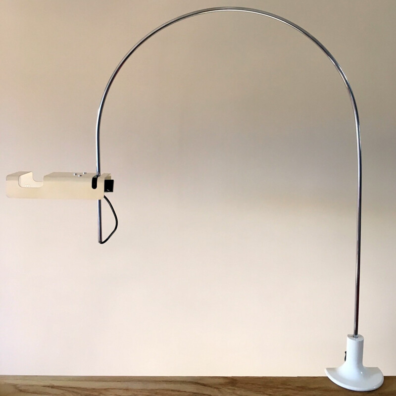 Spider white floor lamp by Joe Colombo for O-Luce - 1960s