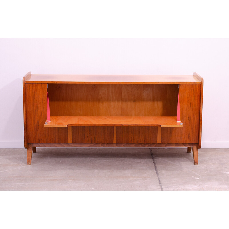 Commode vintage en noyer par František Jirák, Tchécoslovaquie 1960