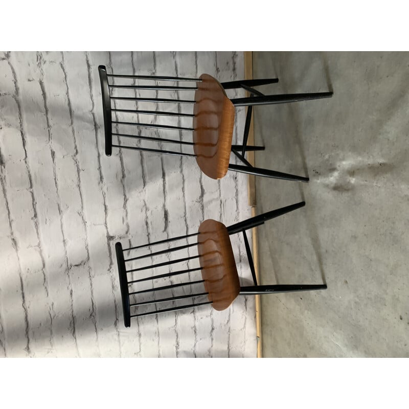 Paire de chaises à repas vintage en contreplaqué de teck par Ilmari Tapiovaara pour Komnik