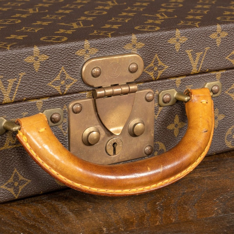 Caixa de relógio vintage com padrão de monograma da Louis Vuitton, França