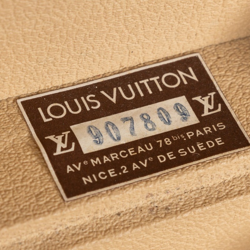 Maleta vintage de lona con monograma de Louis Vuitton, Francia 1970