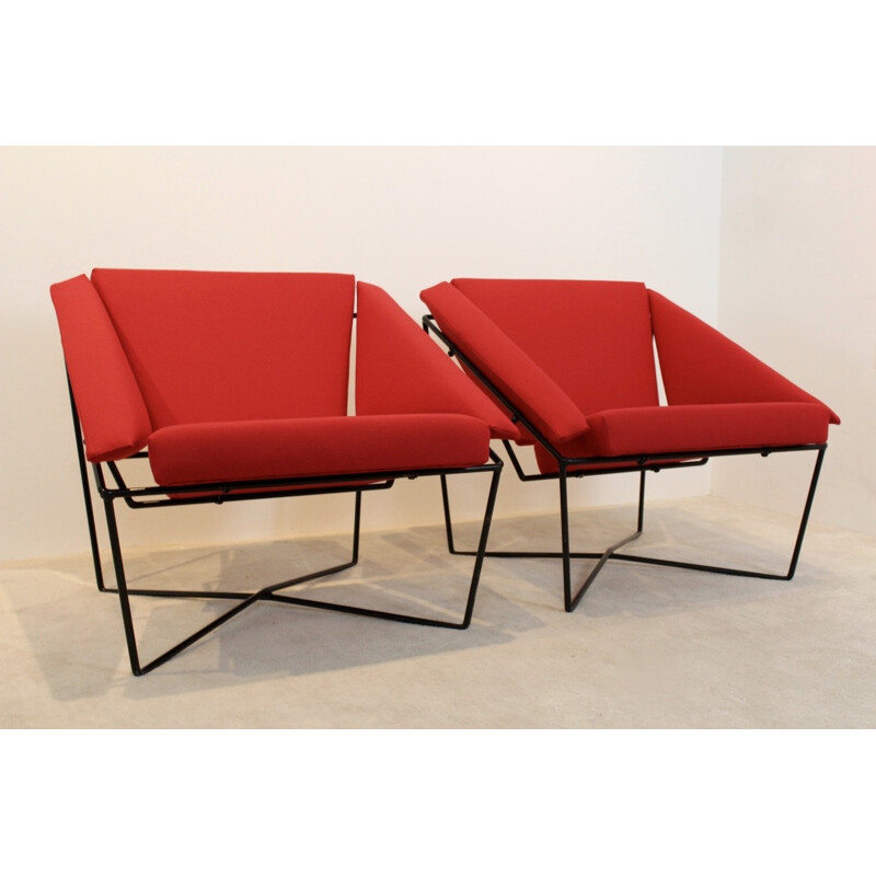 Sculptural pair of Van Speyk red easy chairs in wool and steel by Rob Eckhardt - 1980s