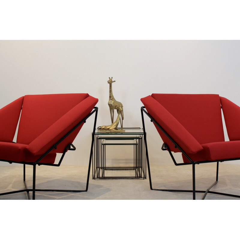 Sculptural pair of Van Speyk red easy chairs in wool and steel by Rob Eckhardt - 1980s