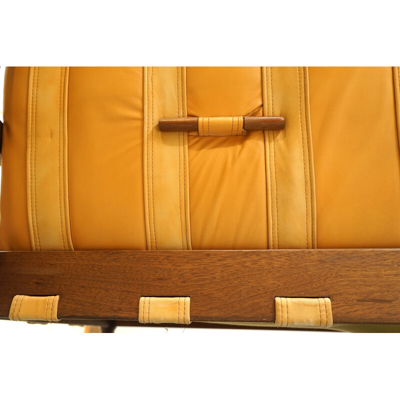 Vintage 3-seater sofa in Brazilian leather and Jatoba wood, 1970