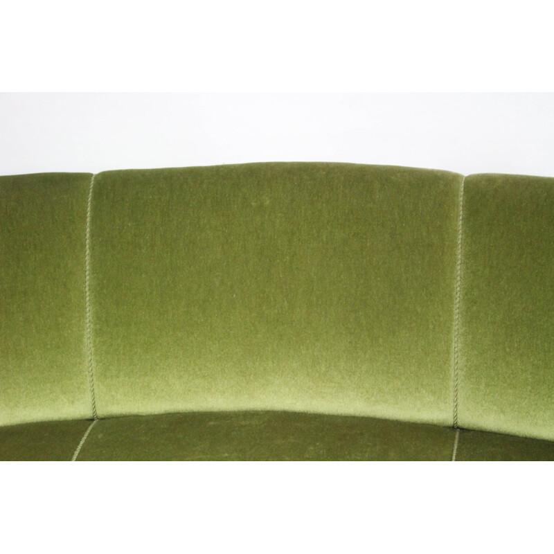 Mid century Scandinavian green sofa in velvet and wood - 1950s