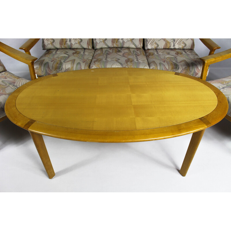 Ensemble de salon produit par Wilhelm Knoll composé d'un canapé, une paire de fauteuils et une table basse - 1970