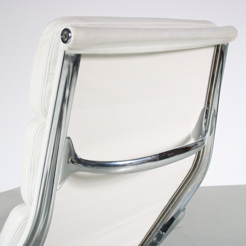 Vintage “EA222” armchair in chrome metal by Charles and Ray Eames for Vitra, Germany 1990