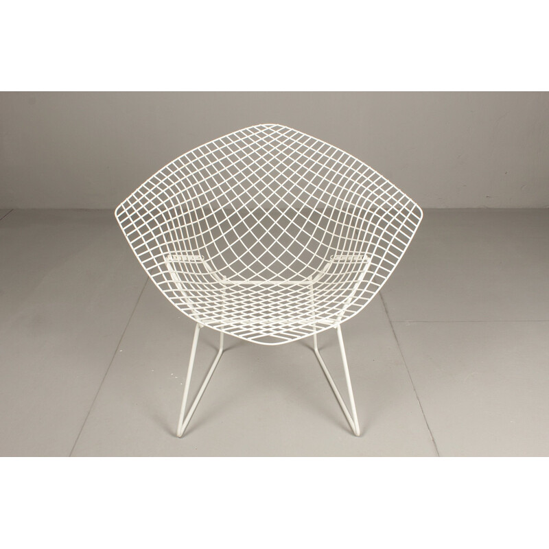 White Diamond Chair in the style of Bertoia for Knoll, 1983