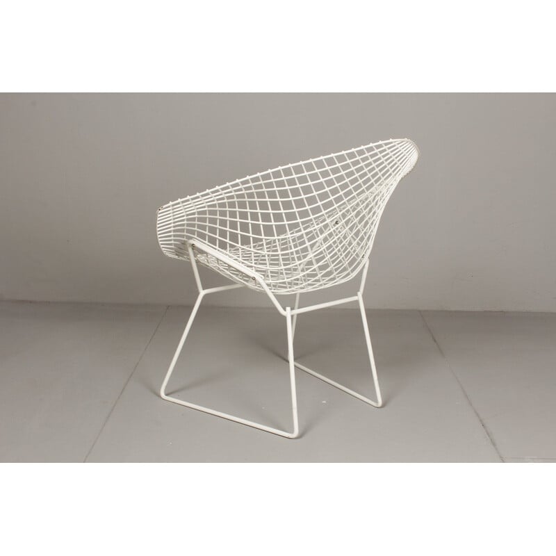 White Diamond Chair in the style of Bertoia for Knoll, 1983