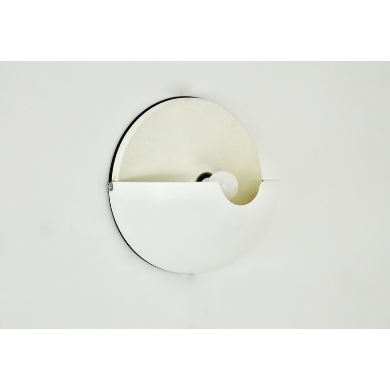 Vintage "Mezzanotte" wall lamp in white plastic by Harvey guzzini, 1970