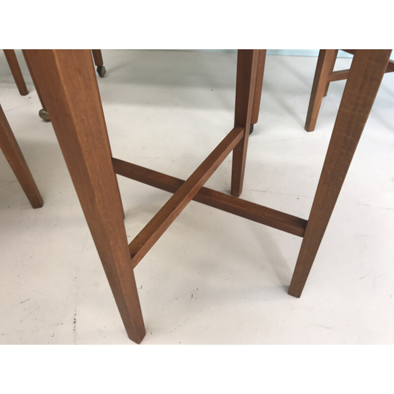 Set of 4 mid-century nesting tables in wood, England - 1960s
