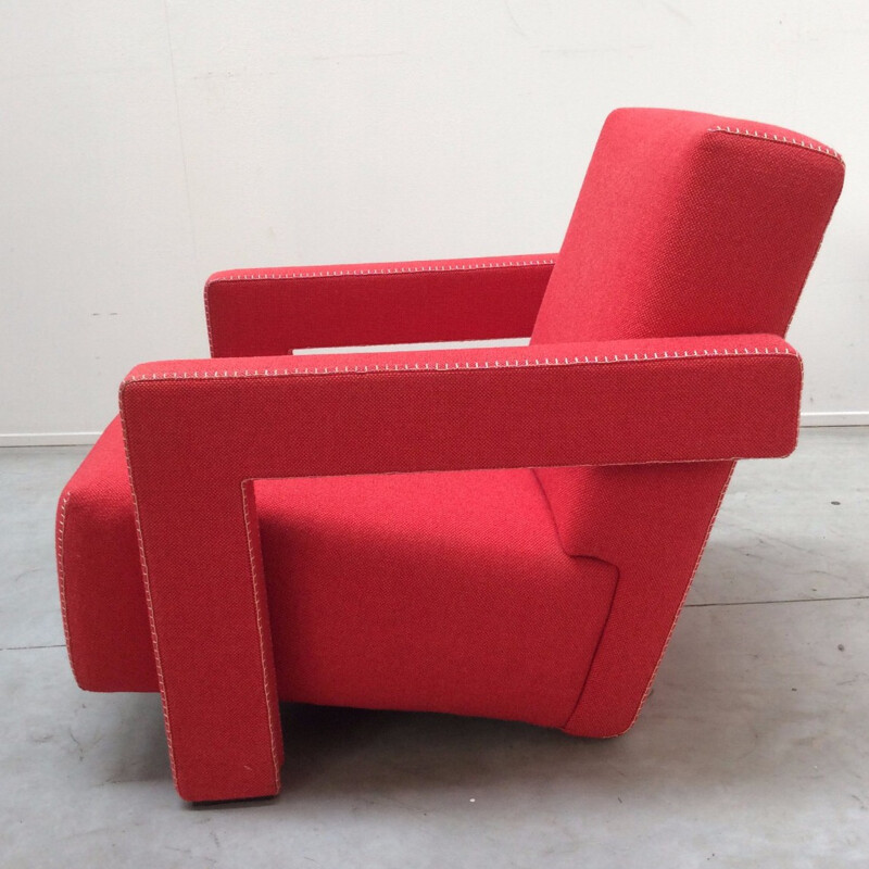 637 Red armchair by Gerrit Thomas Rietveld for Cassina - 1970s