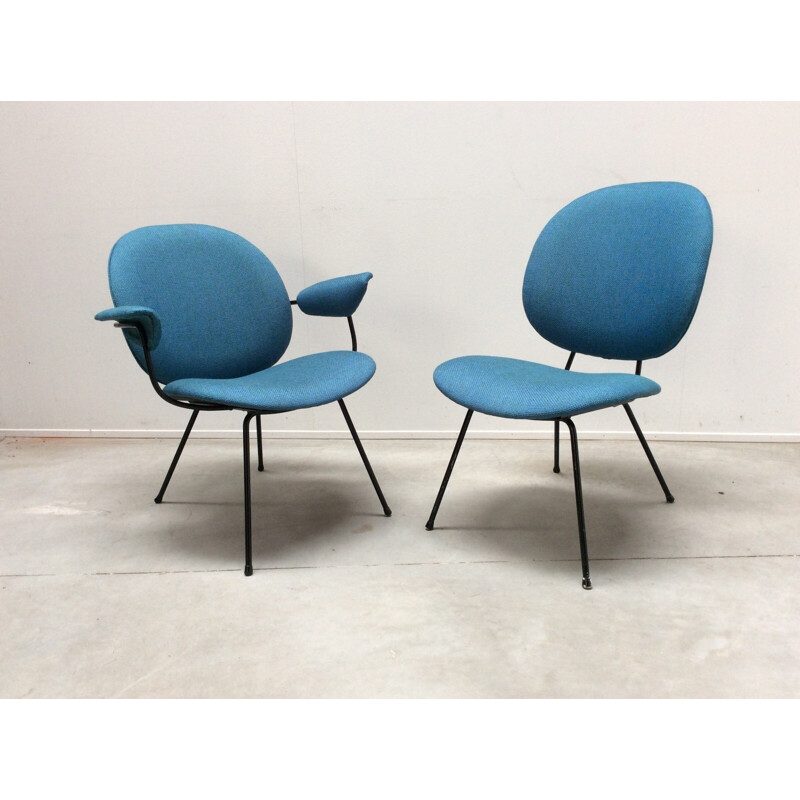 Paire de fauteuils bas bleus de Willem Gispen - 1960