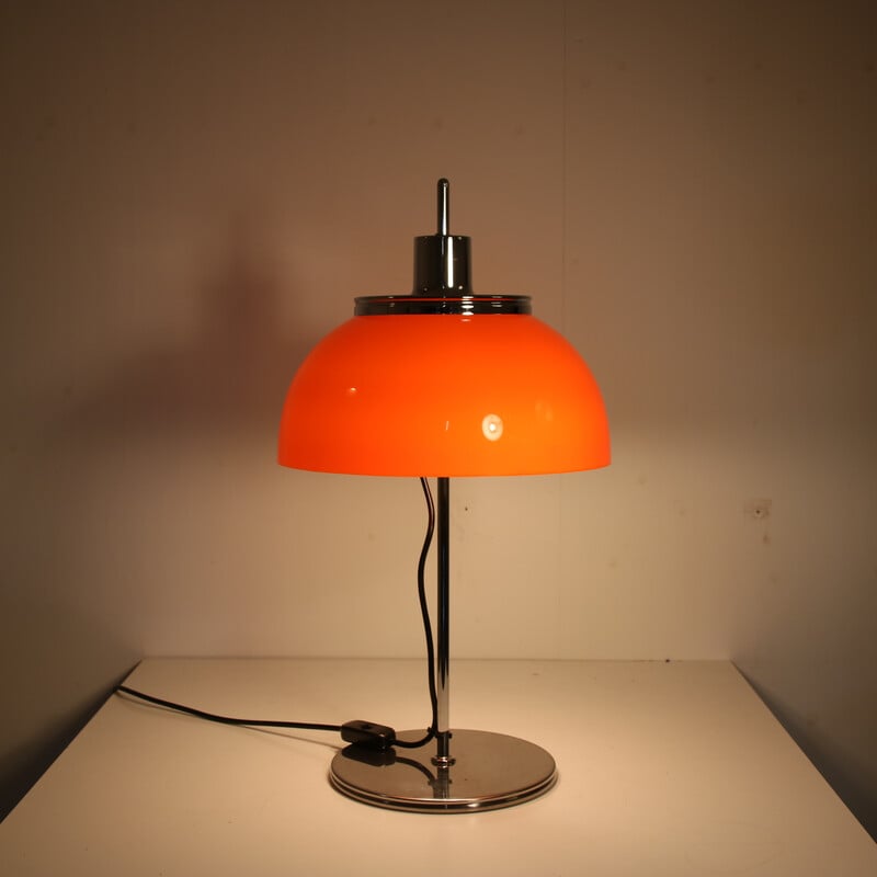 Lampe de table vintage "Faro" en métal chromé par Harvey Guzzini pour Guzzini, Italie 1970