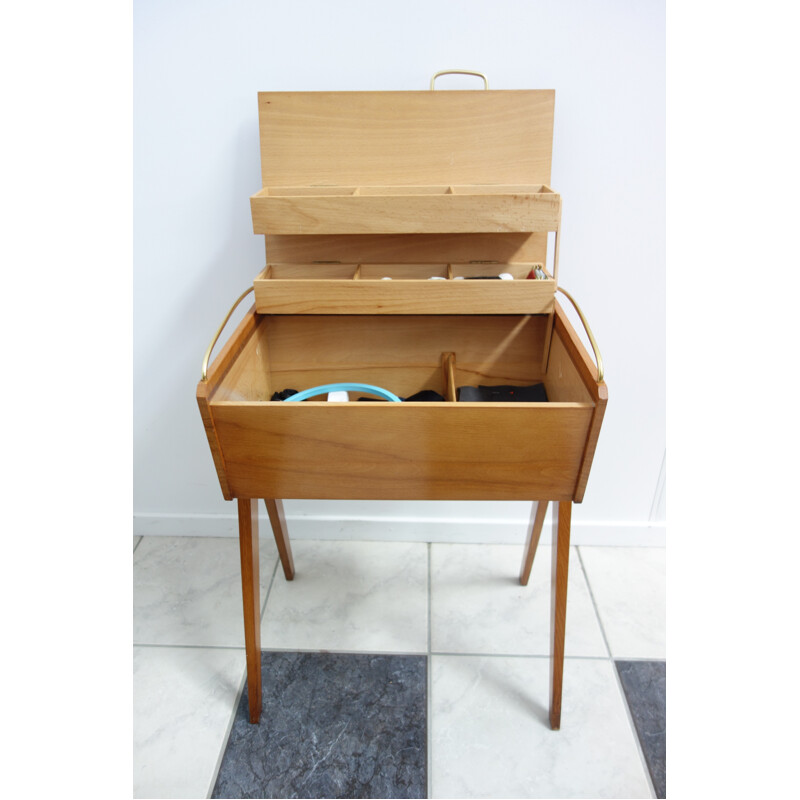 Mid-century sewingbox in wood - 1960s