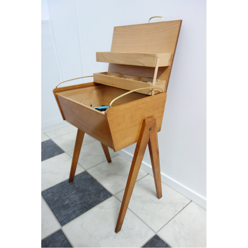 Mid-century sewingbox in wood - 1960s