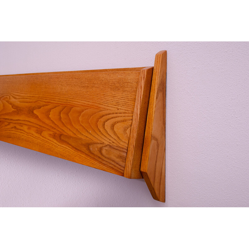 Vintage beech wood magazine rack for Uluv, Czechoslovakia 1960