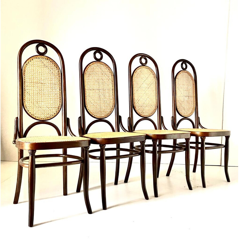 Conjunto de 4 cadeiras de jantar vintage modelo 207 em faia dobrada para Thonet, Áustria 1970