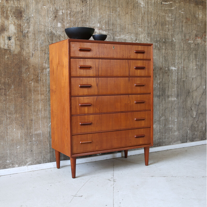 Mid century Scandinavian teak chest of drawers - 1960s