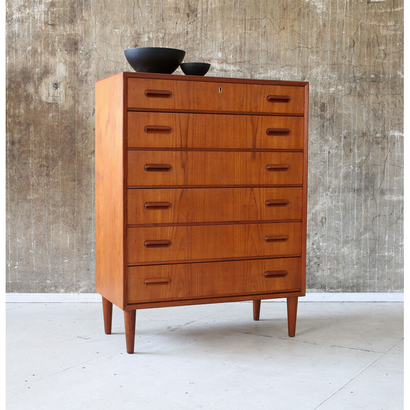 Mid century Scandinavian teak chest of drawers - 1960s