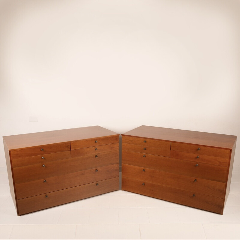 Vintage "1080" chest of drawers in walnut wood by Luca Meda for Molteni, Italy 1980