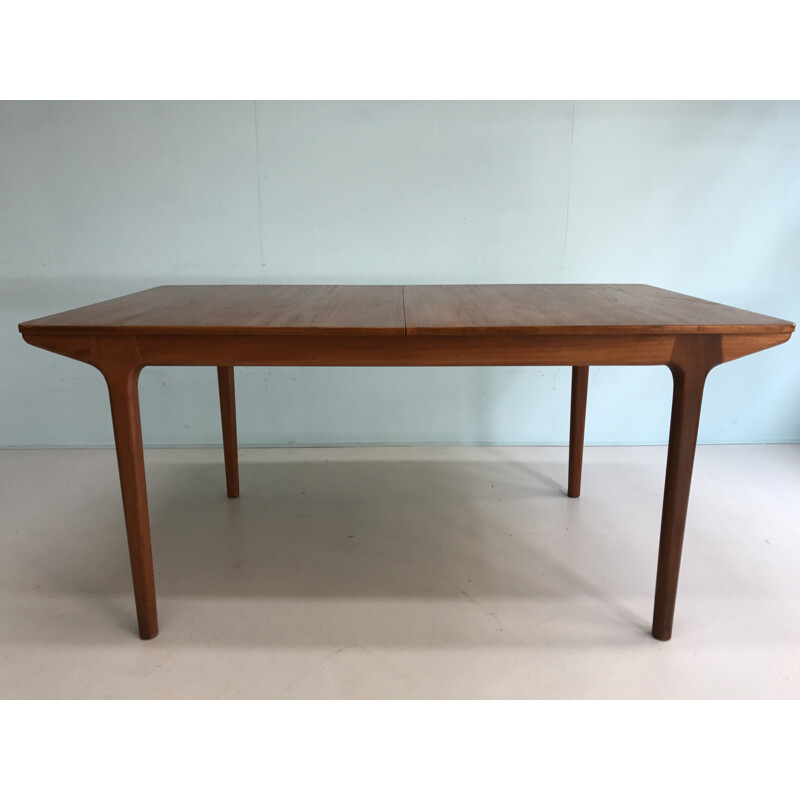 McIntosh teak extendable dining table - 1960s