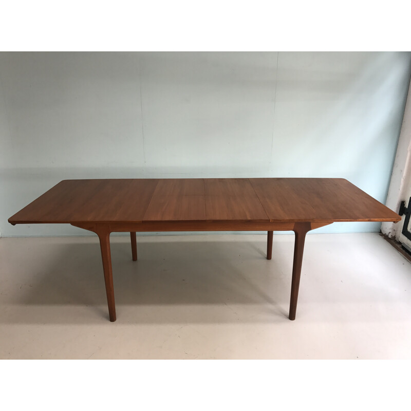 McIntosh teak extendable dining table - 1960s