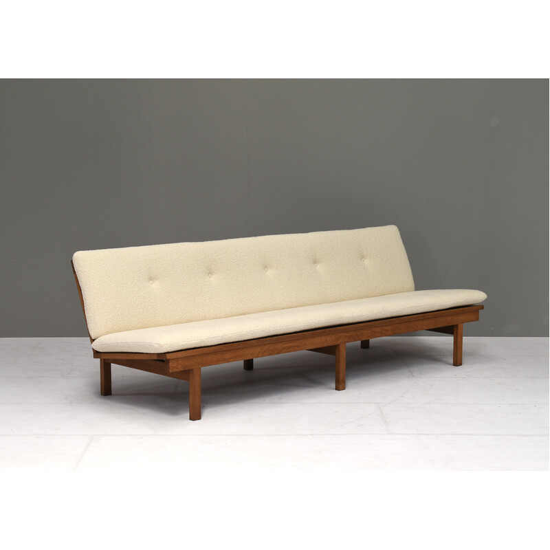 Vintage 3-seater sofa model 2219 in solid oak and Boucle fabric by Børge Mogensen for Frederica, Denmark 1950