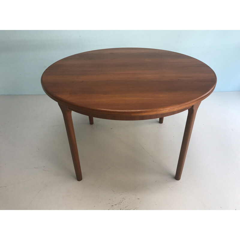 Mcintosh extendable dining table - 1960s