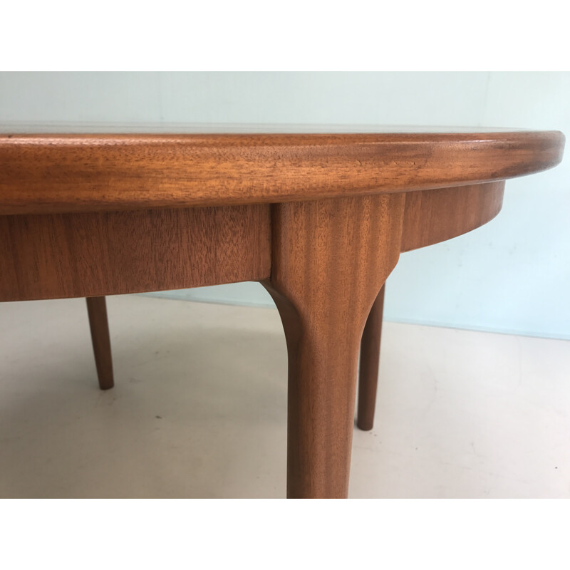 Mcintosh extendable dining table - 1960s