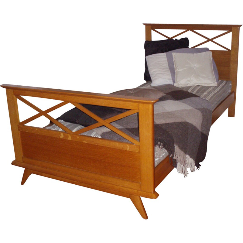 Mid-century oak bed with tapered legs- 1950s