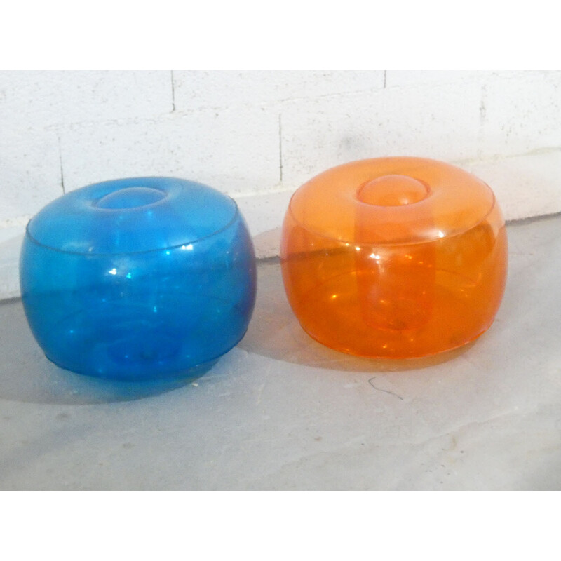 Paire de poufs gonlable vintage en plastique, 1970