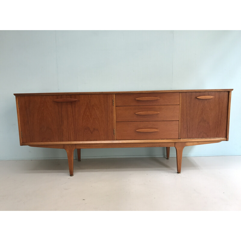 Sideboard in teak produced by Yentique - 1960s