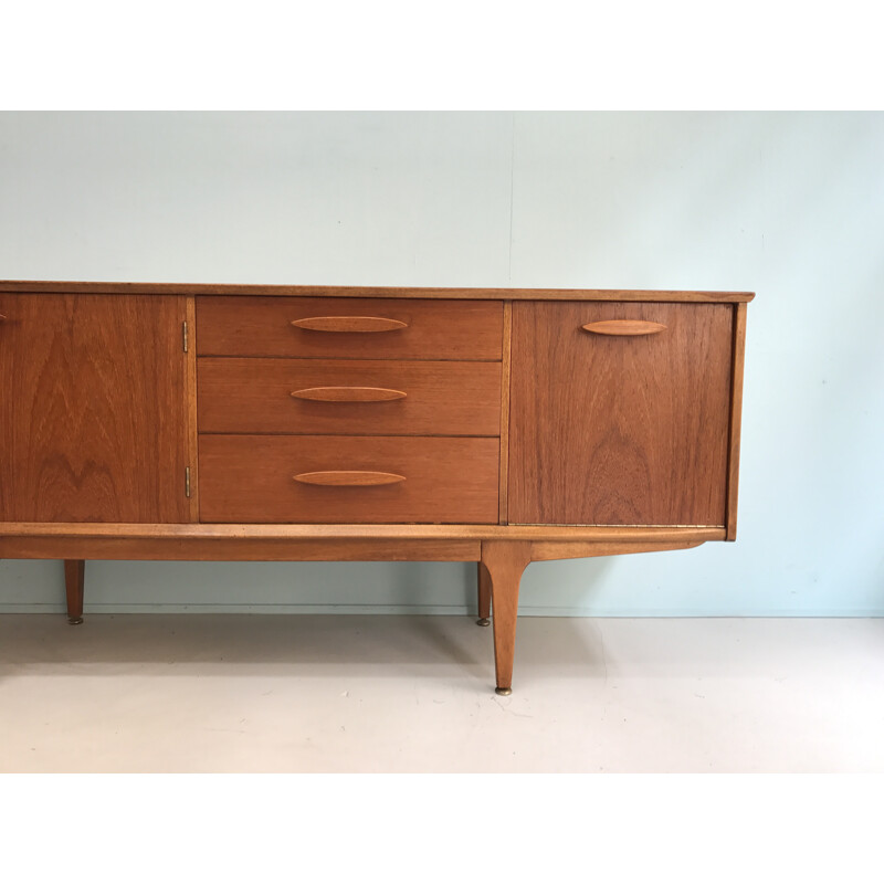 Sideboard in teak produced by Yentique - 1960s