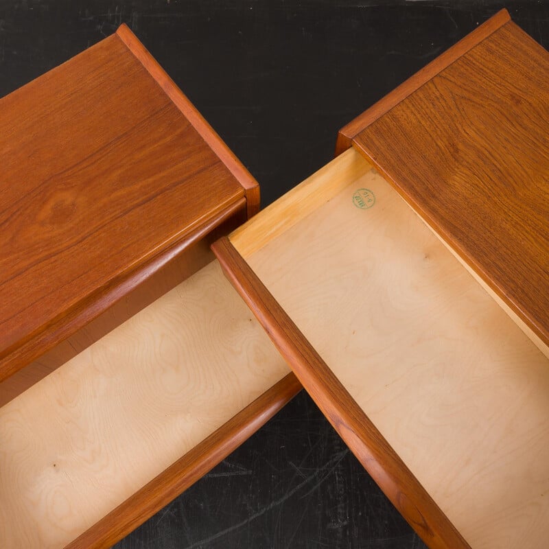 Pair of vintage teak veneer bedside tables with 2 drawers, Denmark 1960