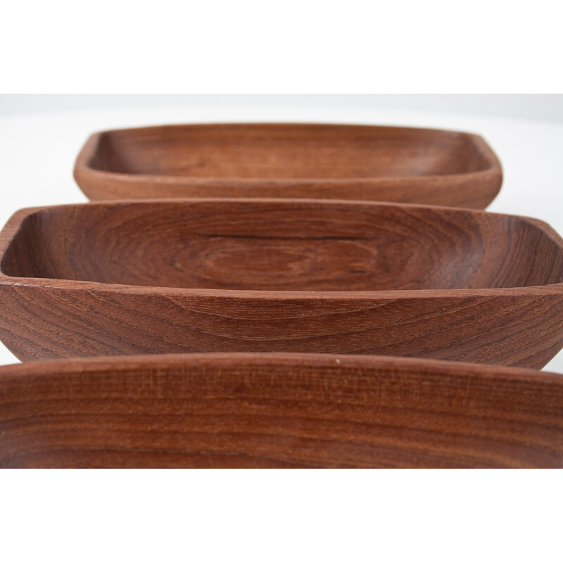 Set of 3 brown teak bowls - 1950s
