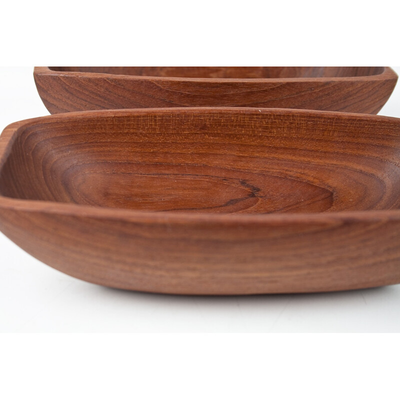 Set of 3 brown teak bowls - 1950s