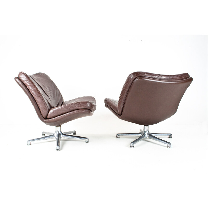 A pair of leather swivel easy chairs by Geoffrey Harcourt for Artifort - 1960s