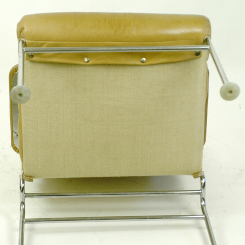 Beige Birgitta armchair in leather and chromium by Bruno Mathsson - 1960s