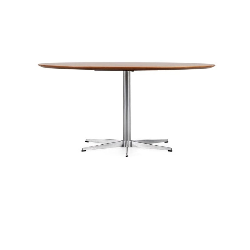 Table vintage ronde en teck par Arne Jacobsen pour Fritz Hansen, 1967