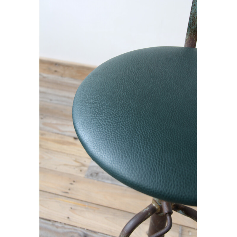 Vintage green industrial swivel chair in metal and leatherette - 1940s