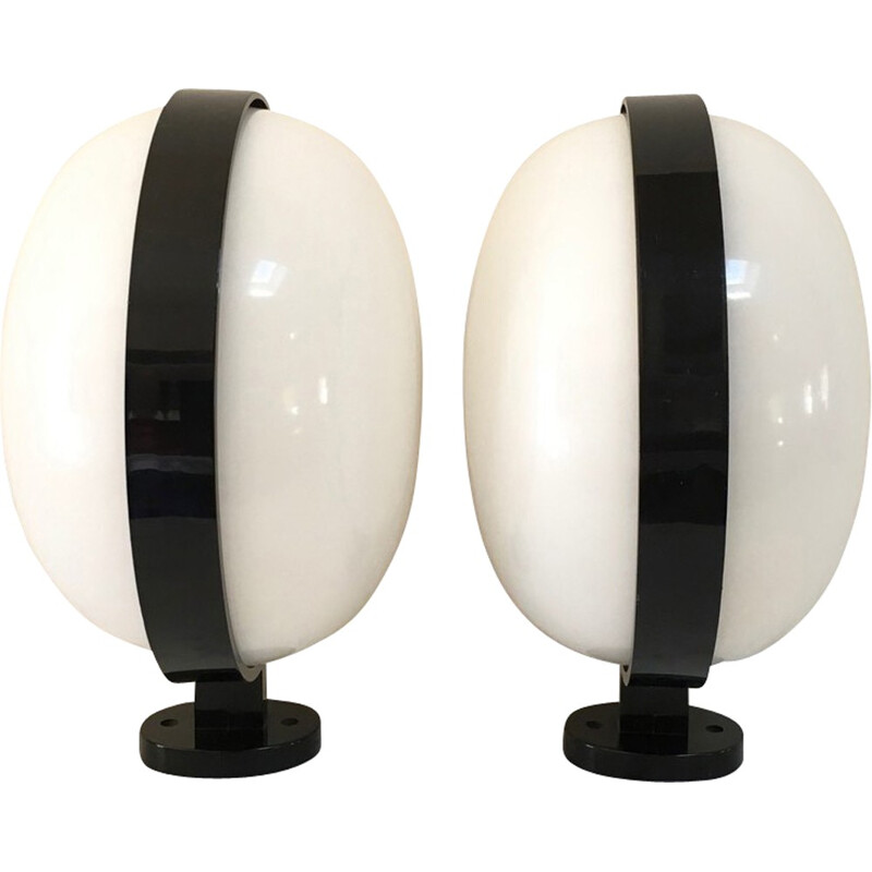 A pair of white wall lamps by P. Gianemillio & A. Monti for Kartell - 1970s