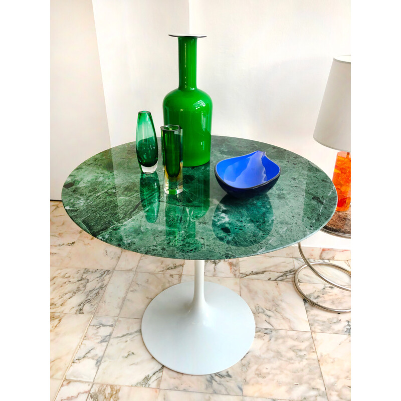Mesa de jantar vintage de Eero Saarinen para a Knoll International