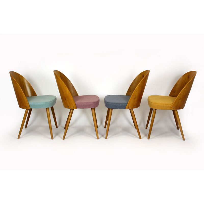 Conjunto de 4 cadeiras de sala de jantar vintage em madeira de faia de Antonin Suman, 1960