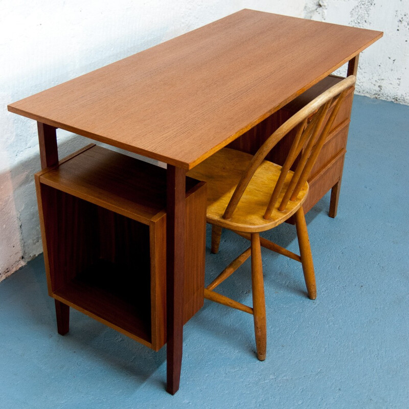 Mid-century modern desk in oak - 1960s