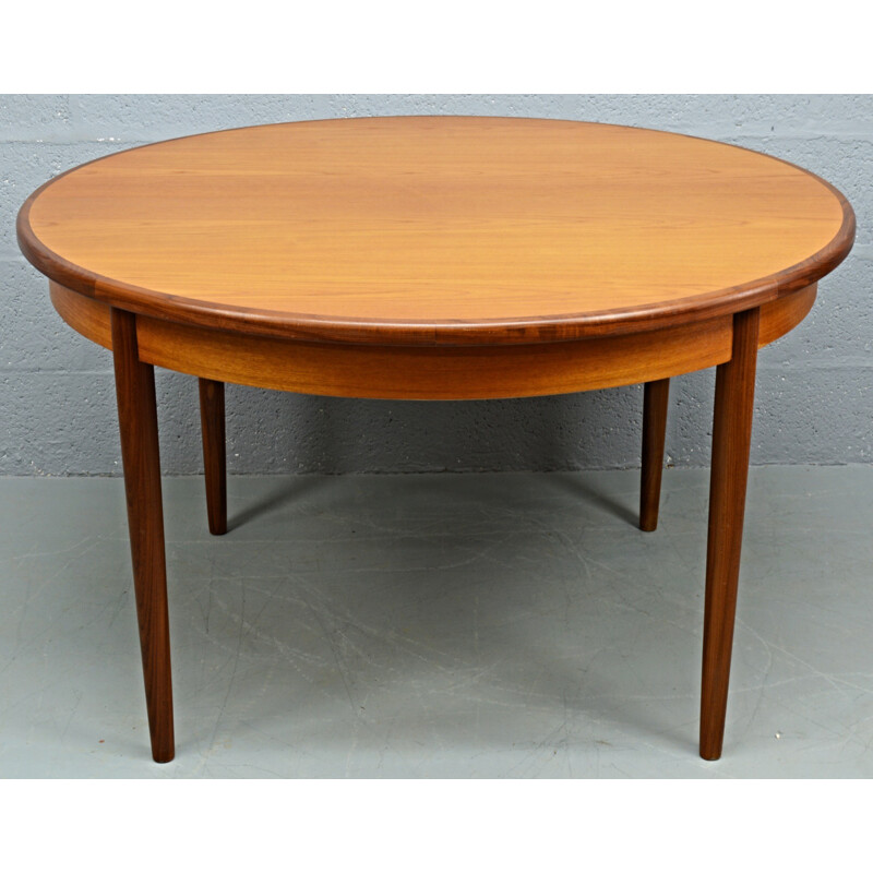 Mid-Century Teak Circular Extendable Fresco Dining Table by G-Plan   